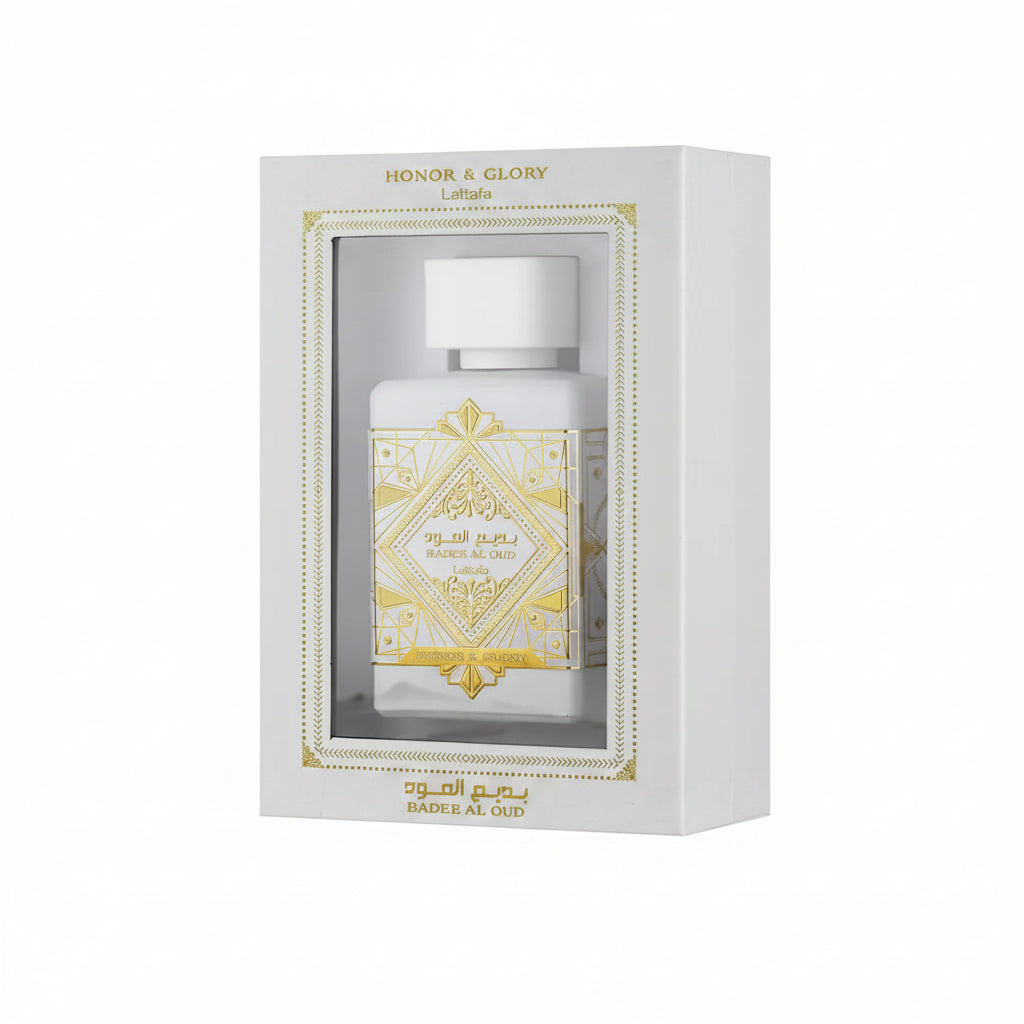Honor & Glory perfume with pineapple, cinnamon and sandalwood notes